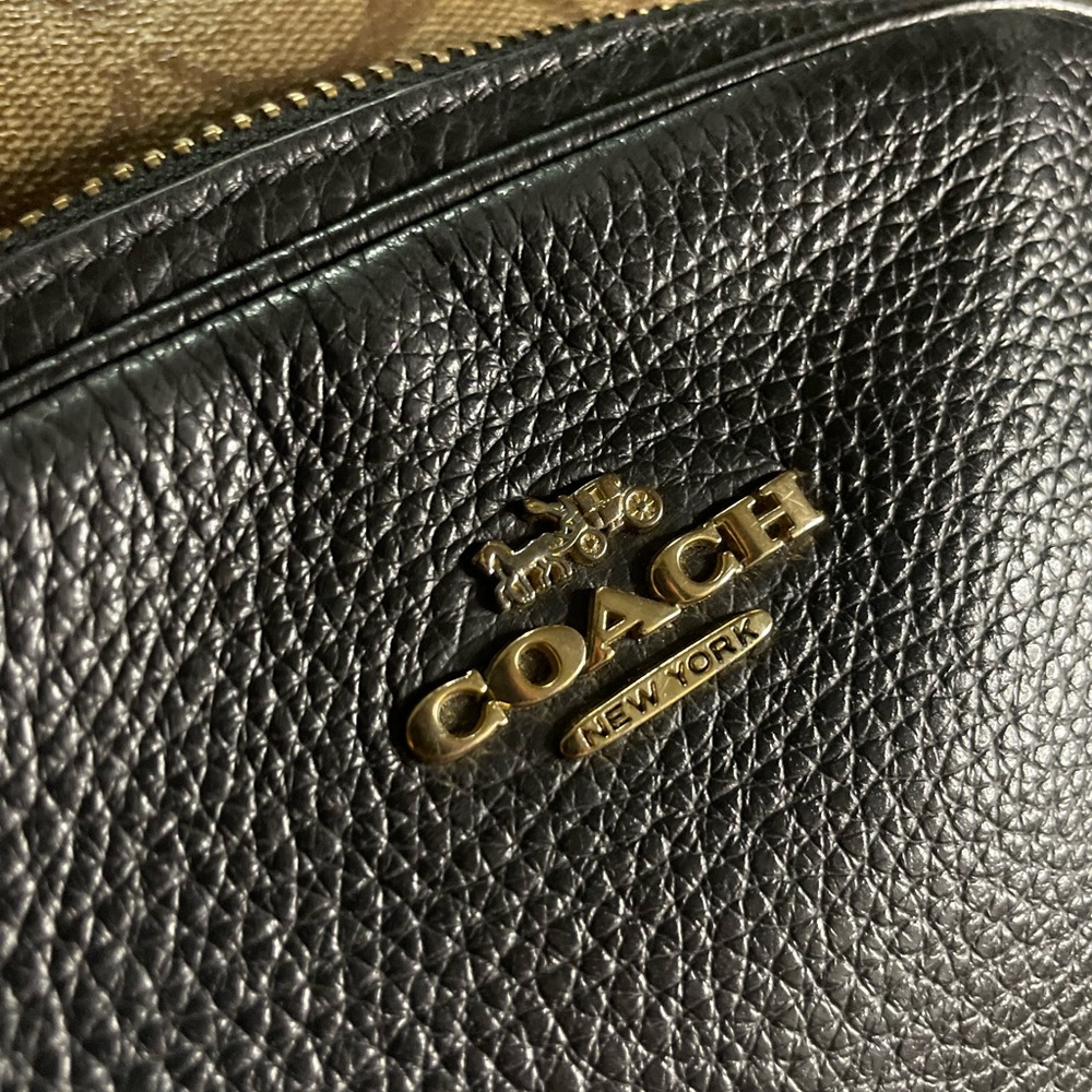 COACH
